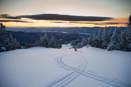 Skiing
 Hero